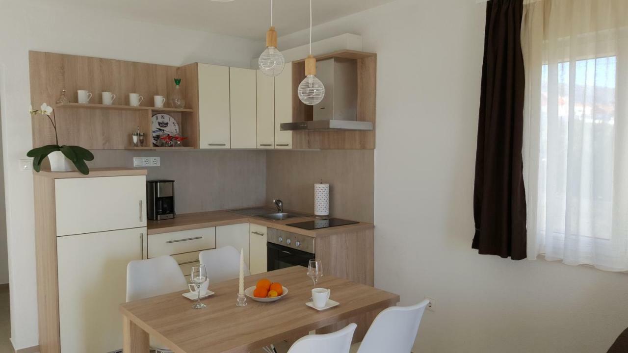 Apartments Anaivana Τρογκίρ Εξωτερικό φωτογραφία