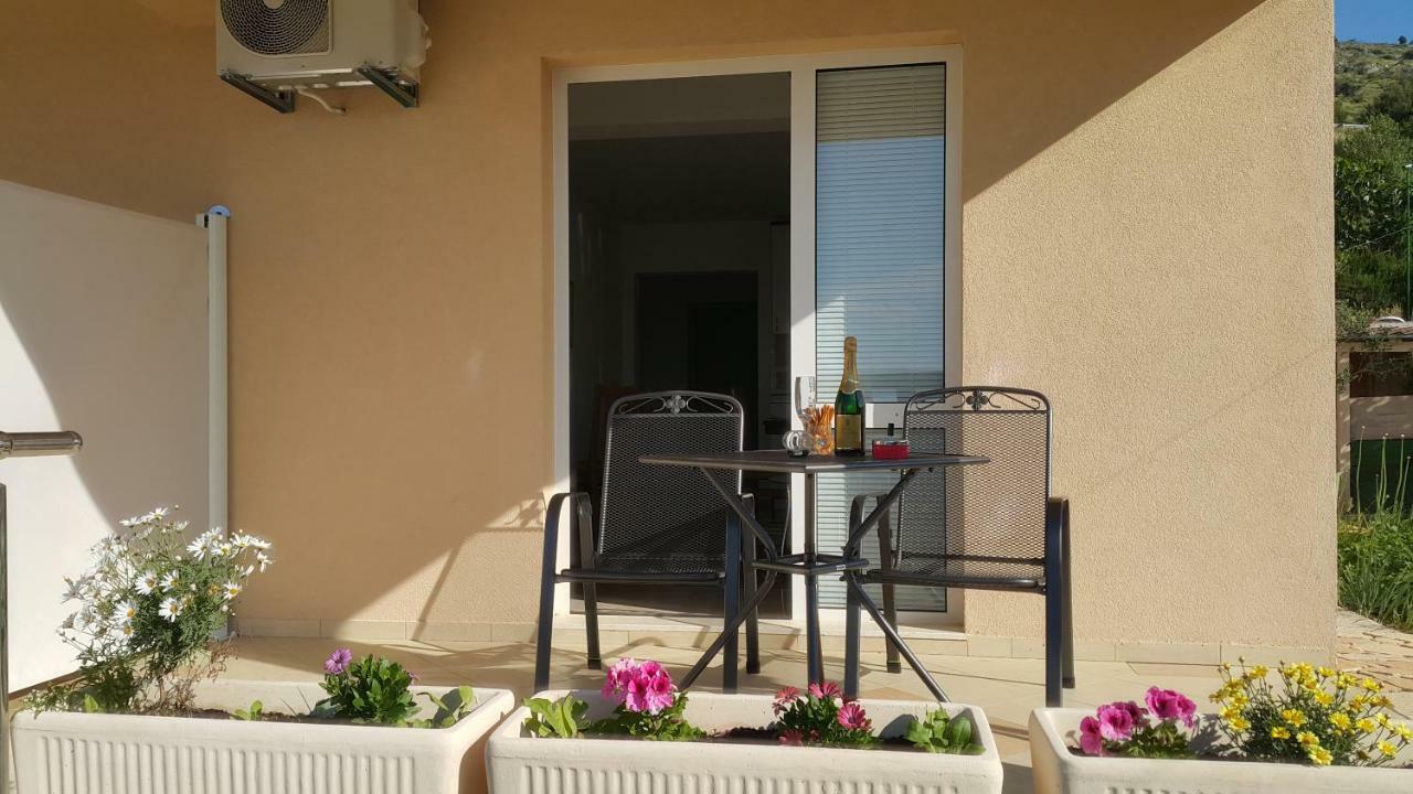 Apartments Anaivana Τρογκίρ Εξωτερικό φωτογραφία