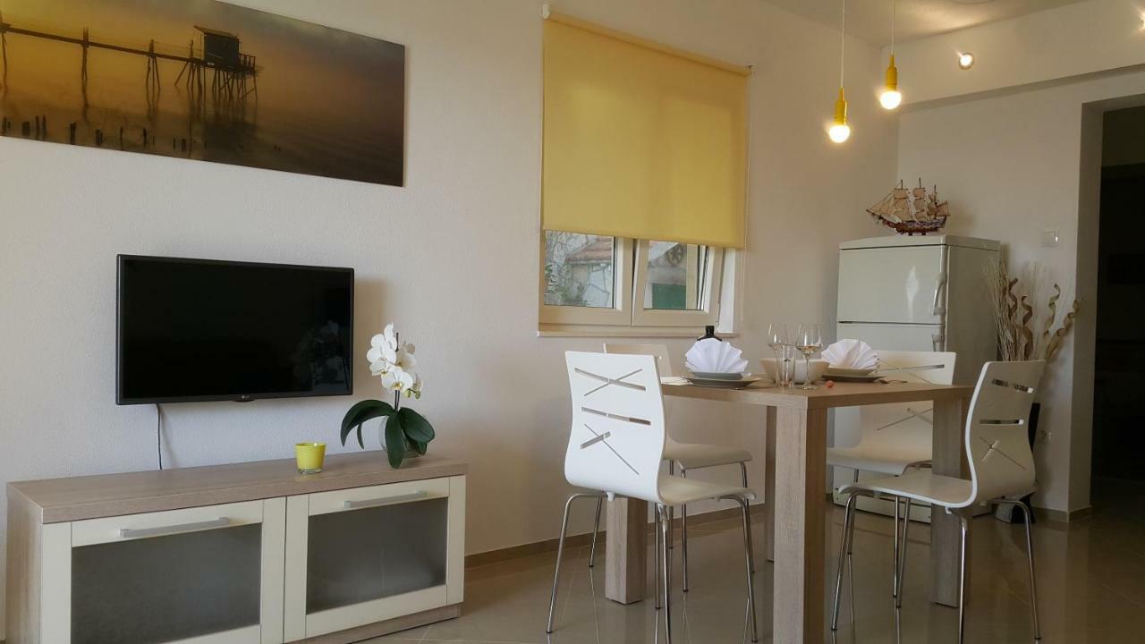 Apartments Anaivana Τρογκίρ Εξωτερικό φωτογραφία