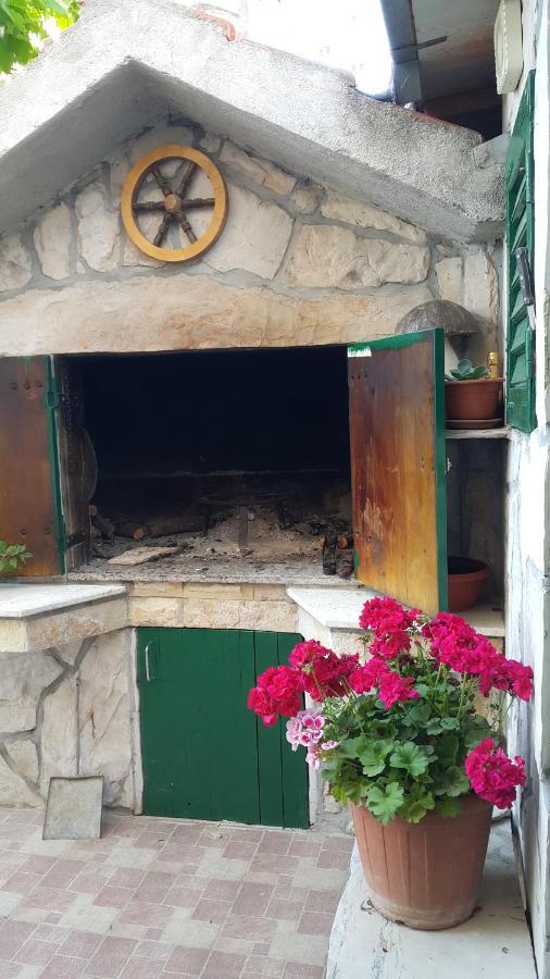 Apartments Anaivana Τρογκίρ Δωμάτιο φωτογραφία